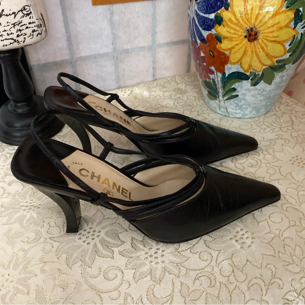 CHANEL New Black Pointed-Toe Slingback Heels Fits 5.5/6 (Euro 35.5) - Picture 4 of 16